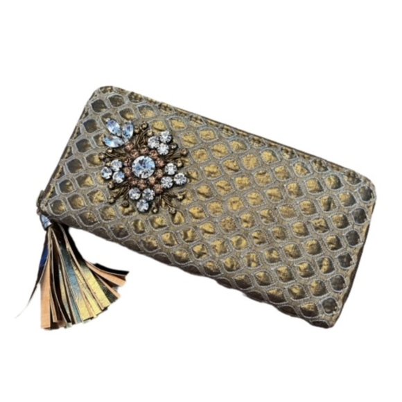 Gold  coral wallet - Picture 1 of 2